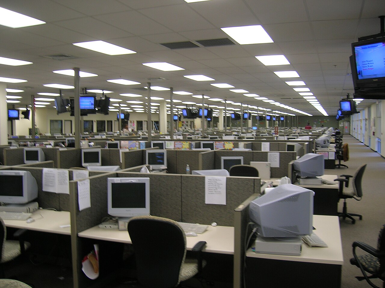Call center và chăm sóc khách hàng